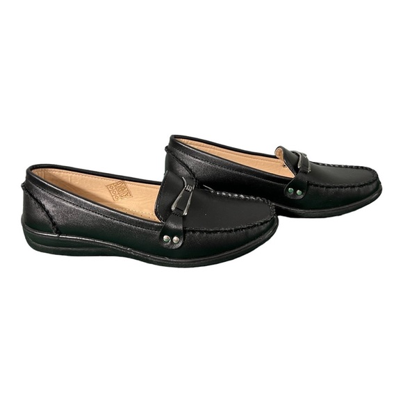 Pierre Dumas Shoes - Black loafers silver buckle Pierre Dumas size 6 vegan leather